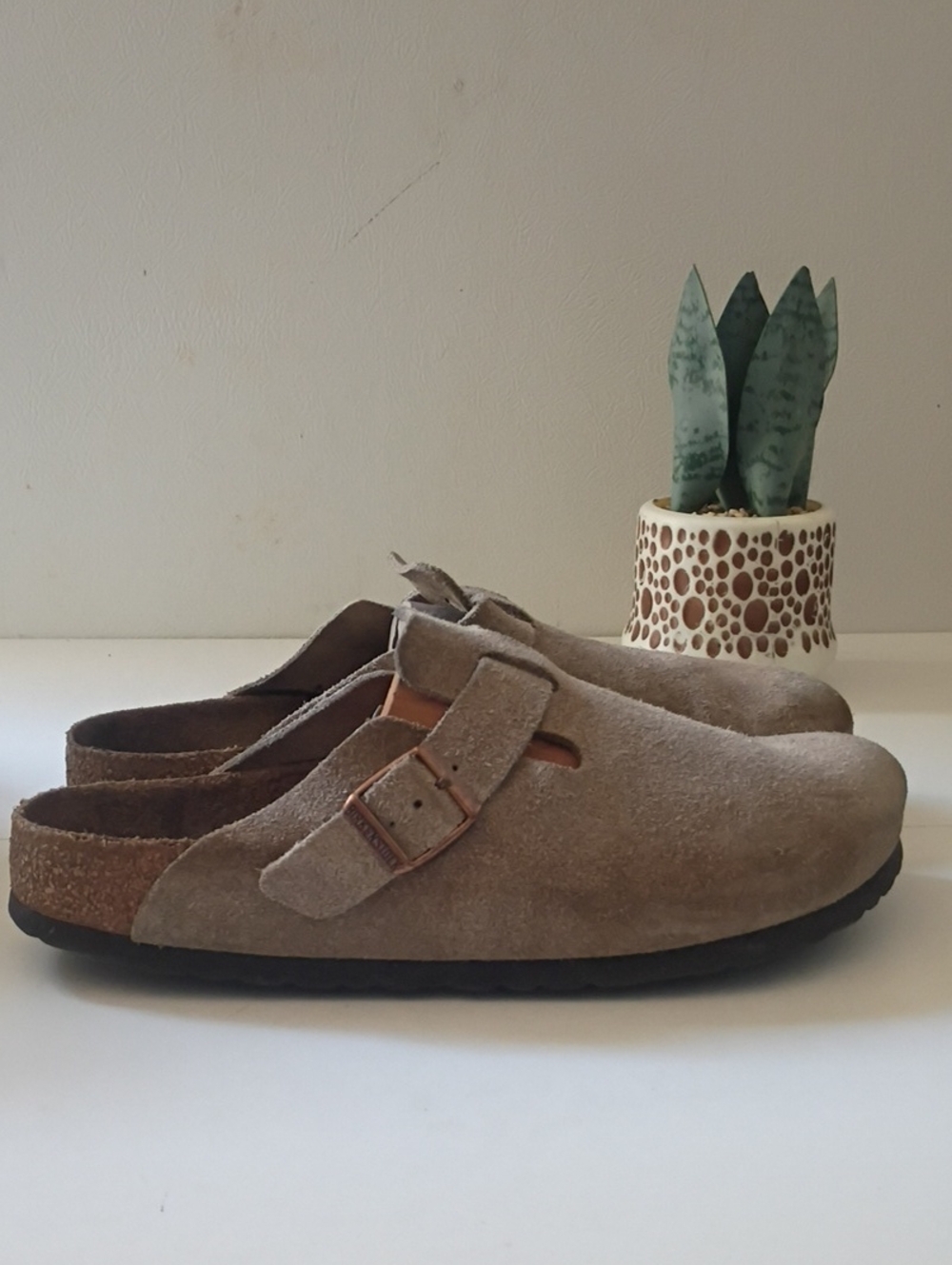Birkenstock Boston Suede Clogs Size 41 Men's 8–8.5 or a US Women's 10–10.5
